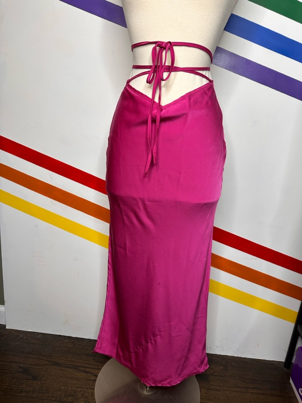 4SIENNA Tie waist silky hot pink midi skirt size small